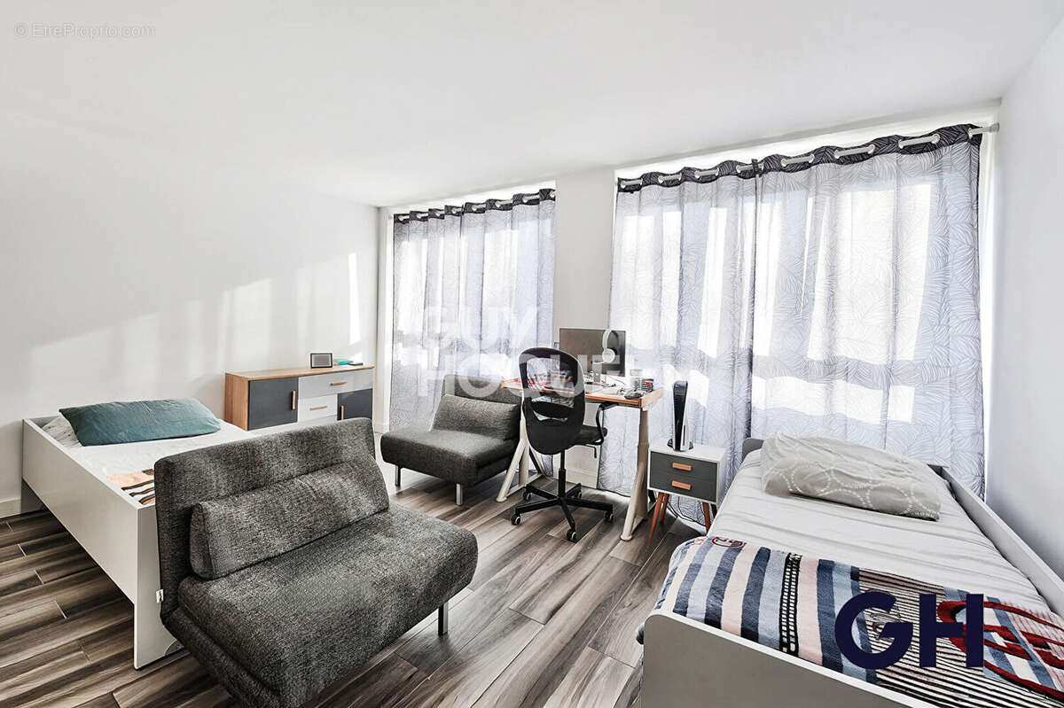 Appartement à BRON