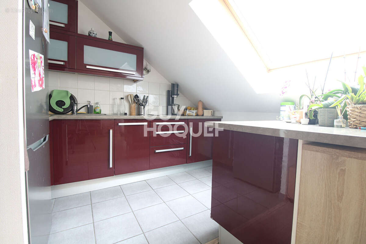 Appartement à BRIE-COMTE-ROBERT