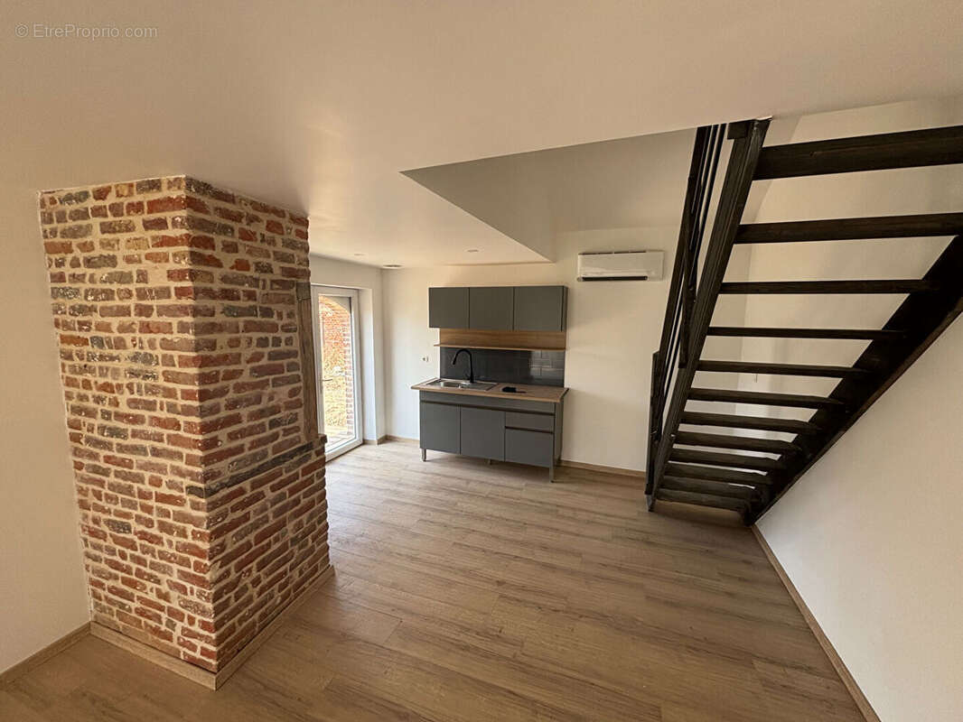 Maison à BOSMONT-SUR-SERRE