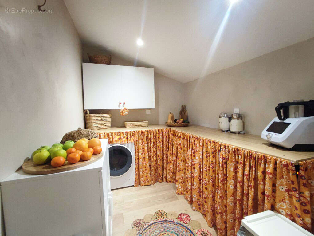 Maison à SAINT-SEVER-DE-SAINTONGE