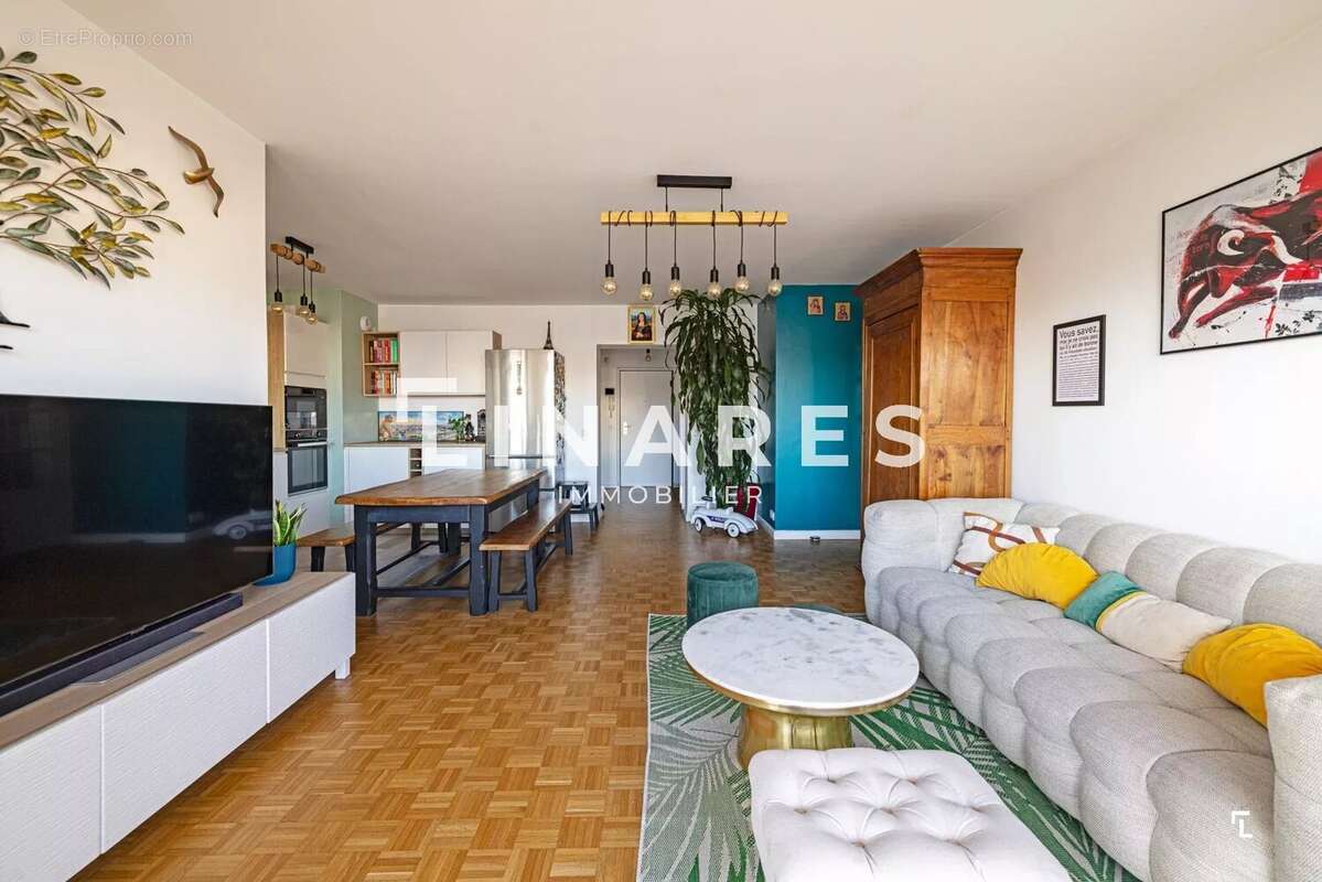 Appartement à MARSEILLE-8E