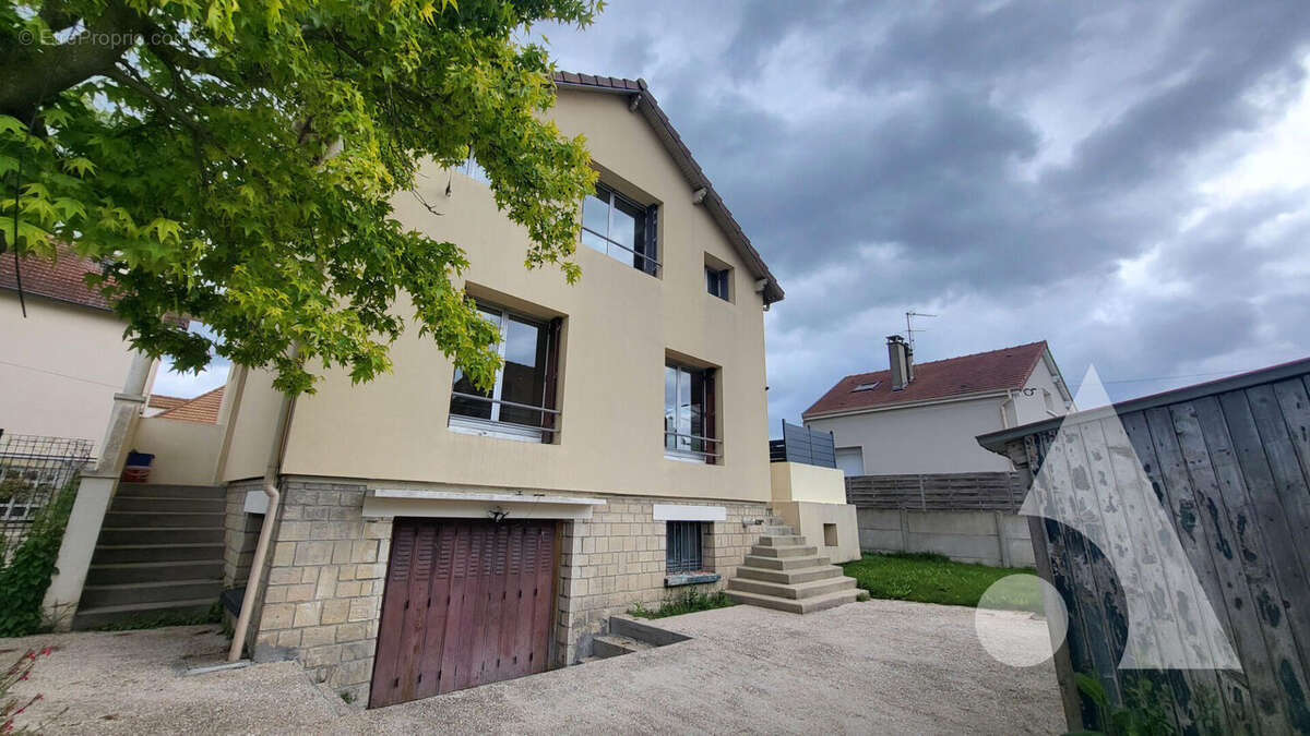 Maison à HERBLAY