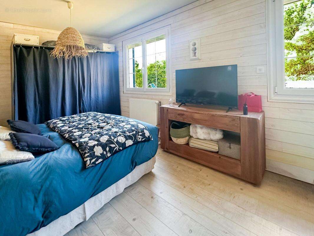 Maison à YVRE-L&#039;EVEQUE