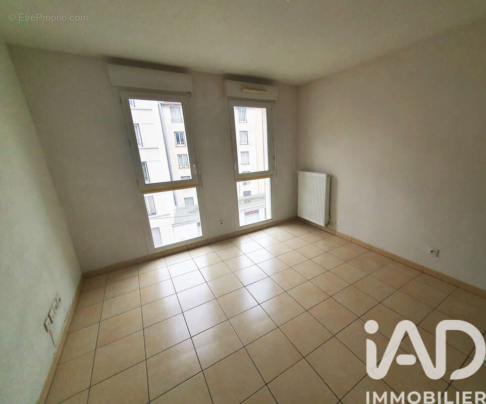 Photo 5 - Appartement à VILLEURBANNE