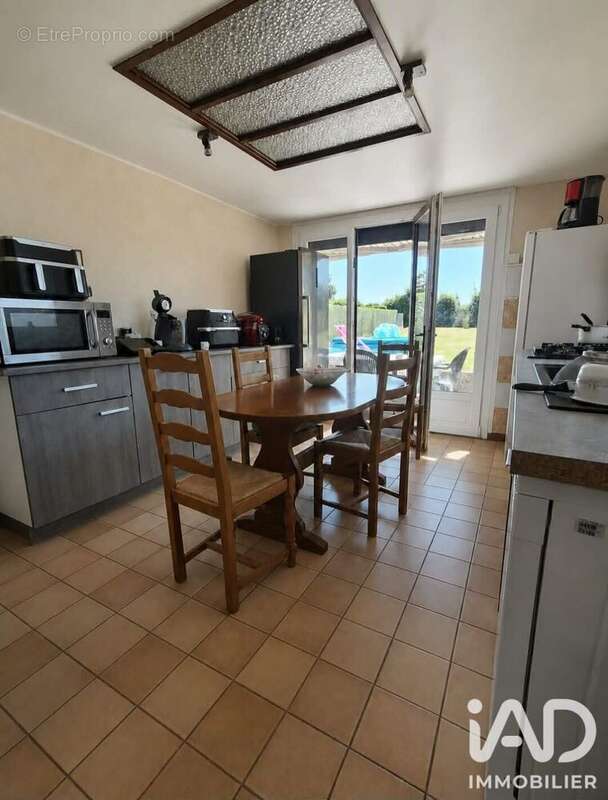 Maison 109 m² à Conde-Folie  - photo 8