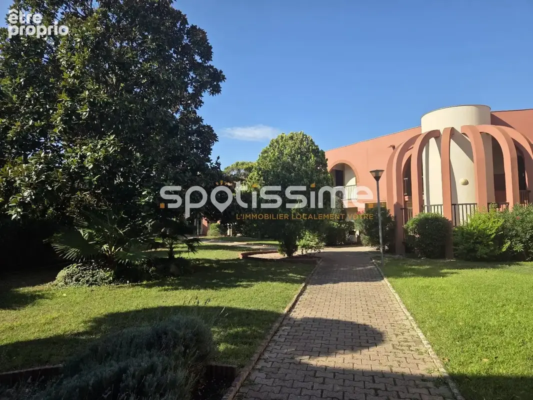 CAP D'AGDE - Résidence du Golfe - Appartement T2 en rez-de-jardin avec piscine et parking - photo 9