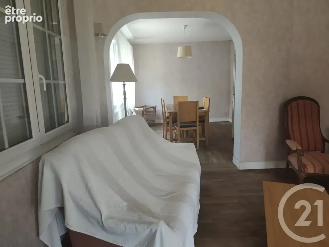 Maison 5 pièces 95 m² à vendre à Brionne (27800) - photo 7