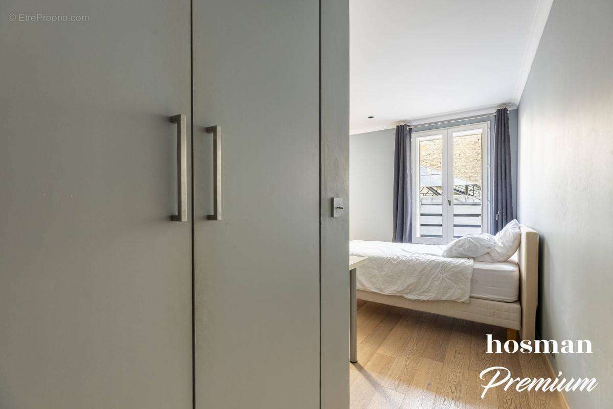 Appartement à PARIS-8E