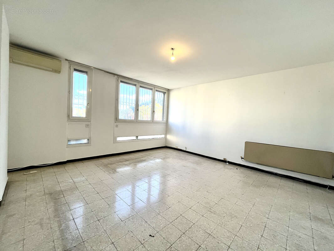 Appartement à MARSEILLE-13E