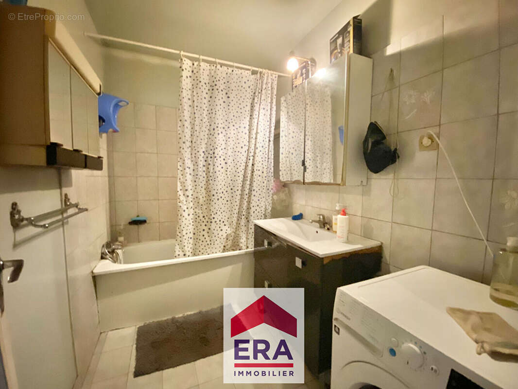 Appartement à SARTROUVILLE