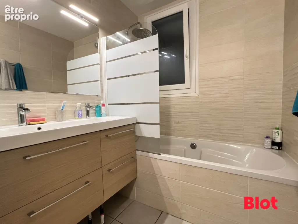 Appartement 4 pièces 73 m² à vendre à Rennes (35200) - photo 7