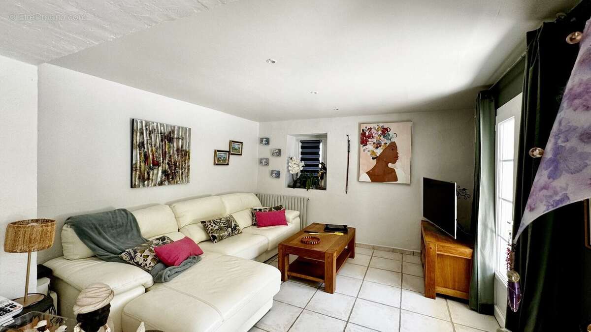 Maison à SAINT-MARTIN-DE-SEIGNANX