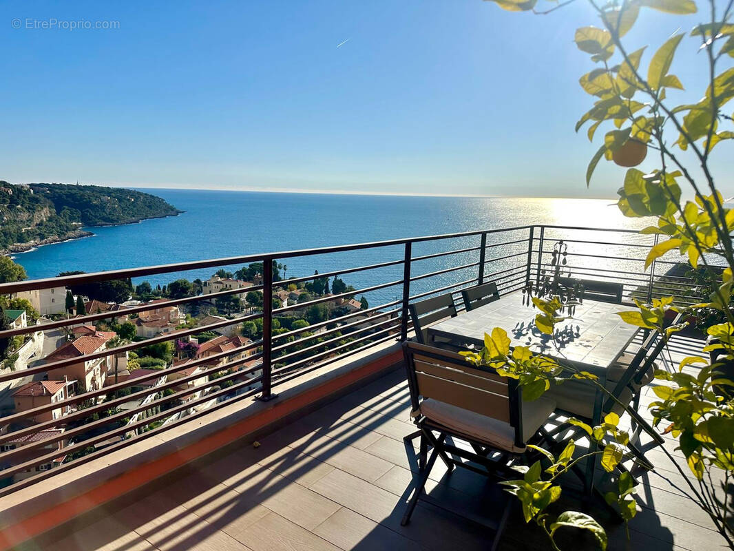Appartement à ROQUEBRUNE-CAP-MARTIN