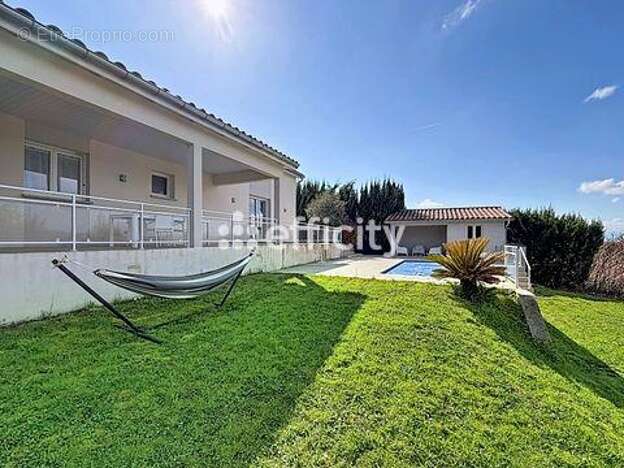 Maison 95 m² à Moras-En-Valloire  - photo 21