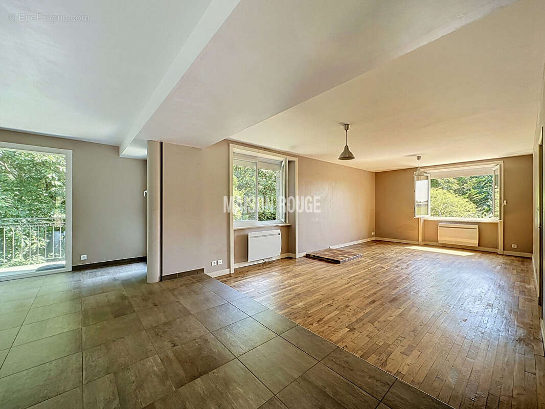 Maison en pierre rénovée 250 m² - 6 chambres -1.3 ha de terrain. Proche Dinan - photo 10