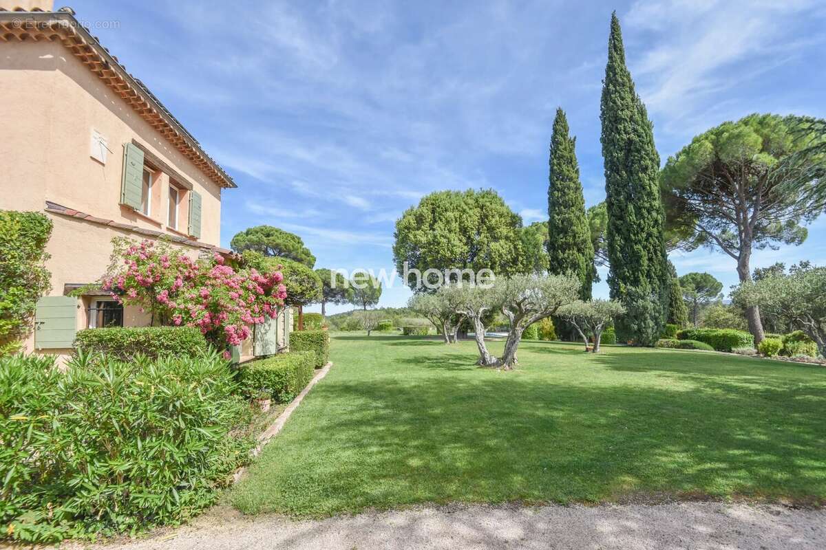 Maison à LORGUES