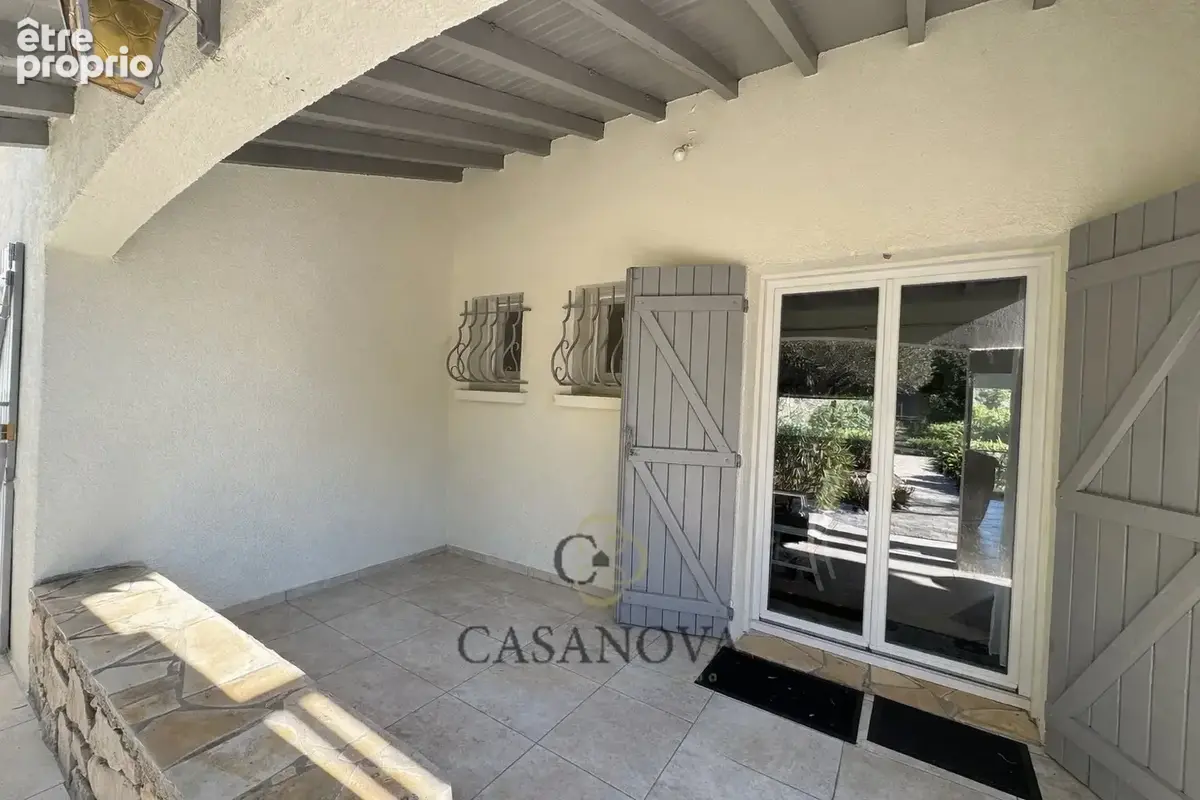 Maison familiale de plain-pied avec piscine et dépendance à Prades-le-Lez - photo 19