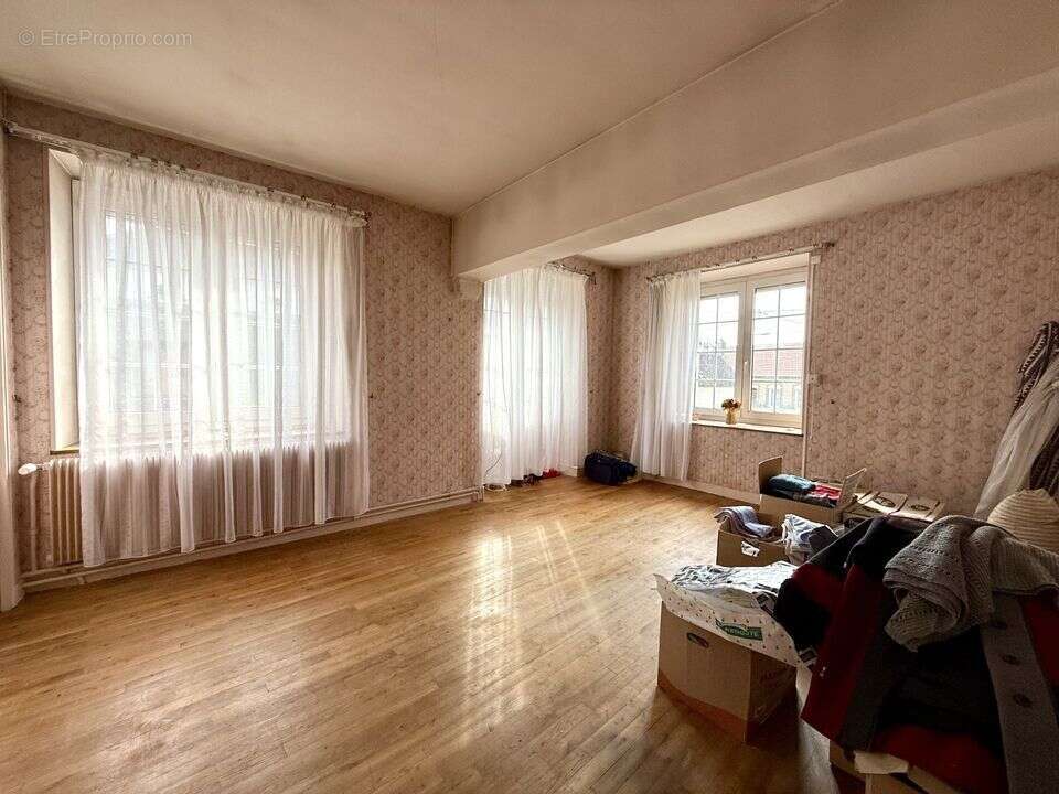 Maison à DONNEMARIE-DONTILLY