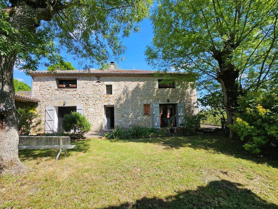 Maison à LAROQUE-TIMBAUT