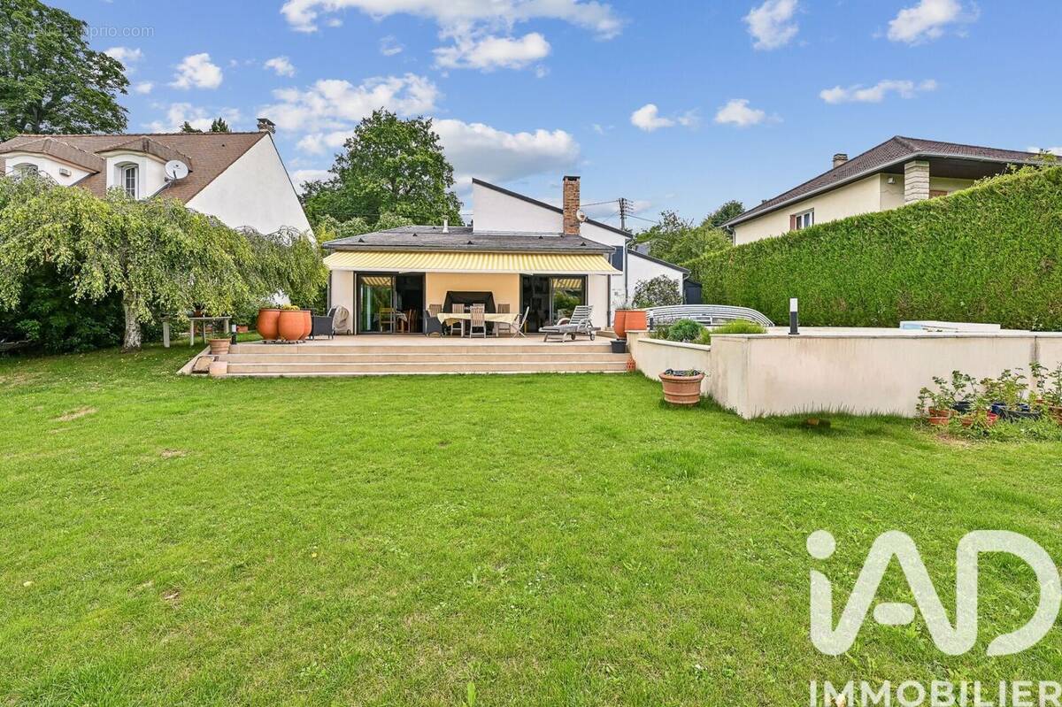 Photo 1 - Maison à MONTMORENCY