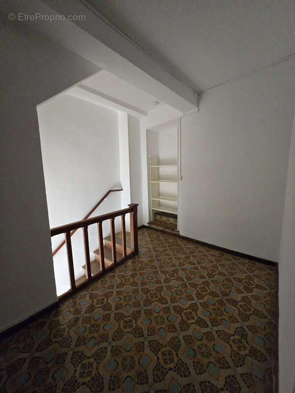 Appartement à PAULHAN