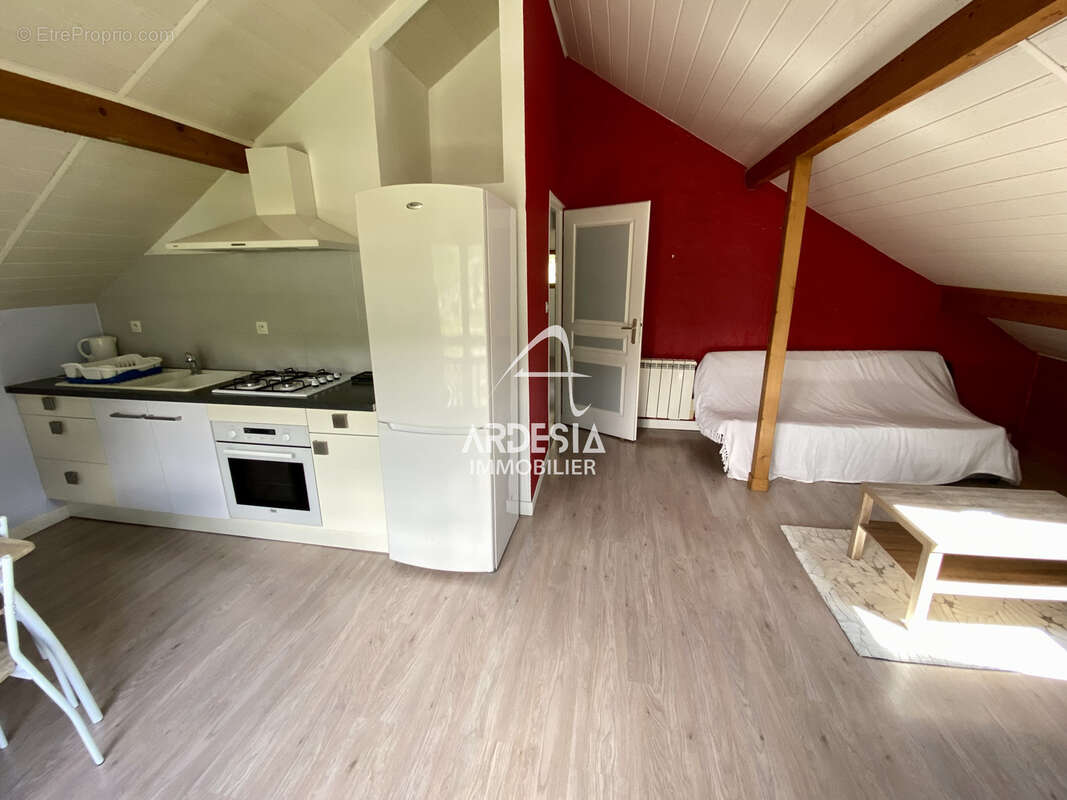 Appartement à SAINT-JULIEN-MONT-DENIS