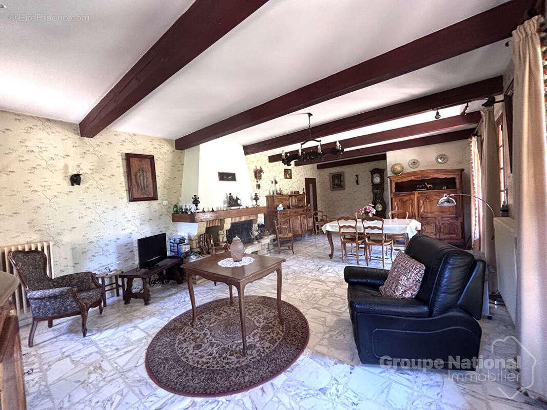 Maison à MIRAMAS