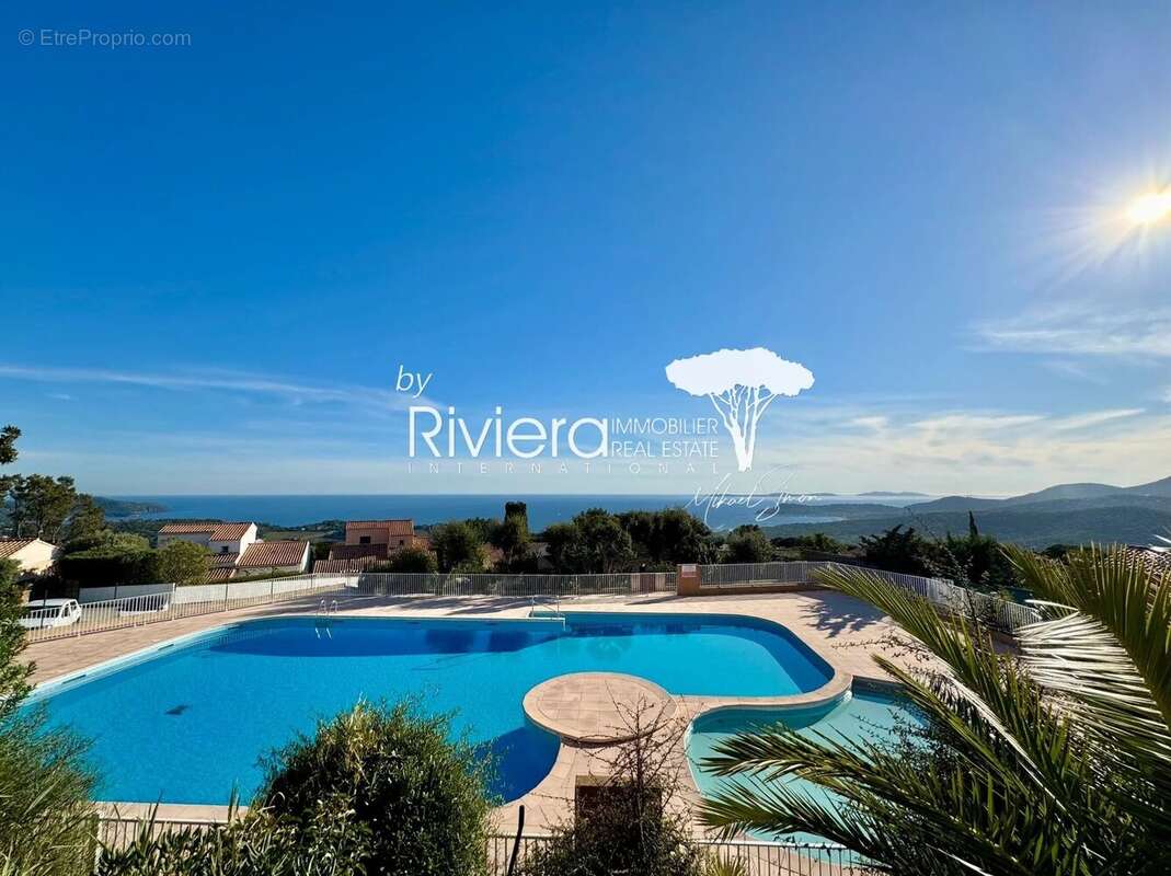 Appartement à LA CROIX-VALMER