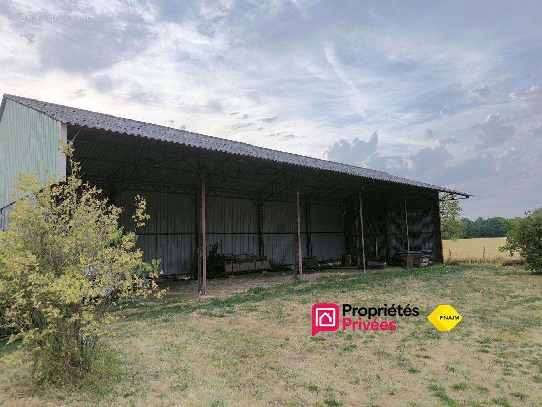 Longère 6 pièces et dépendances Bossay Sur Claise - photo 15