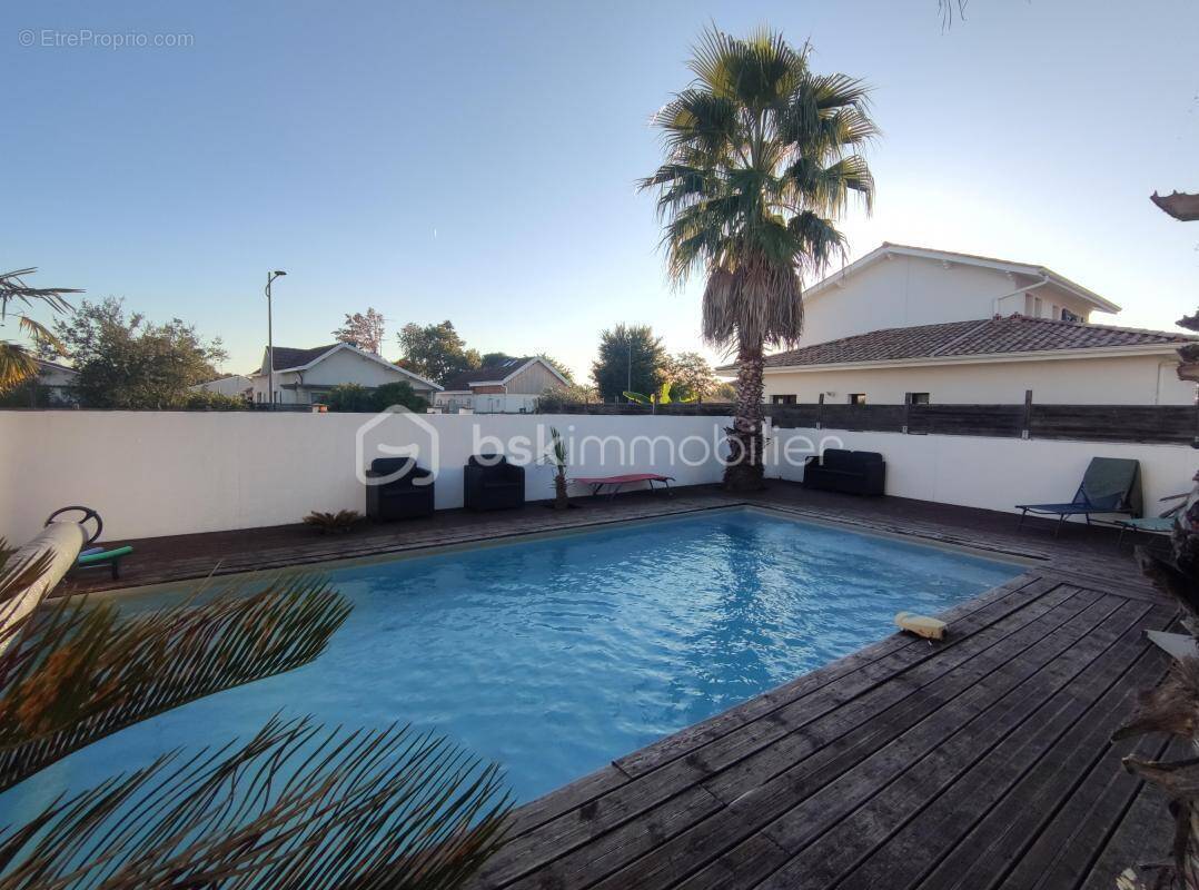 Maison à GUJAN-MESTRAS