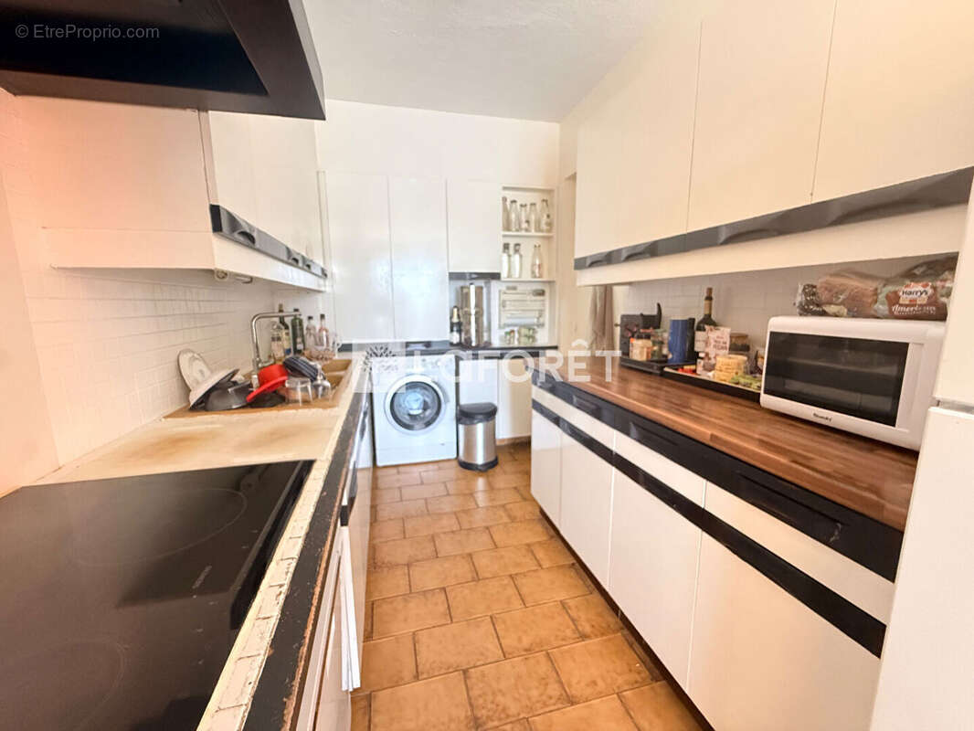 Appartement à LES MUREAUX