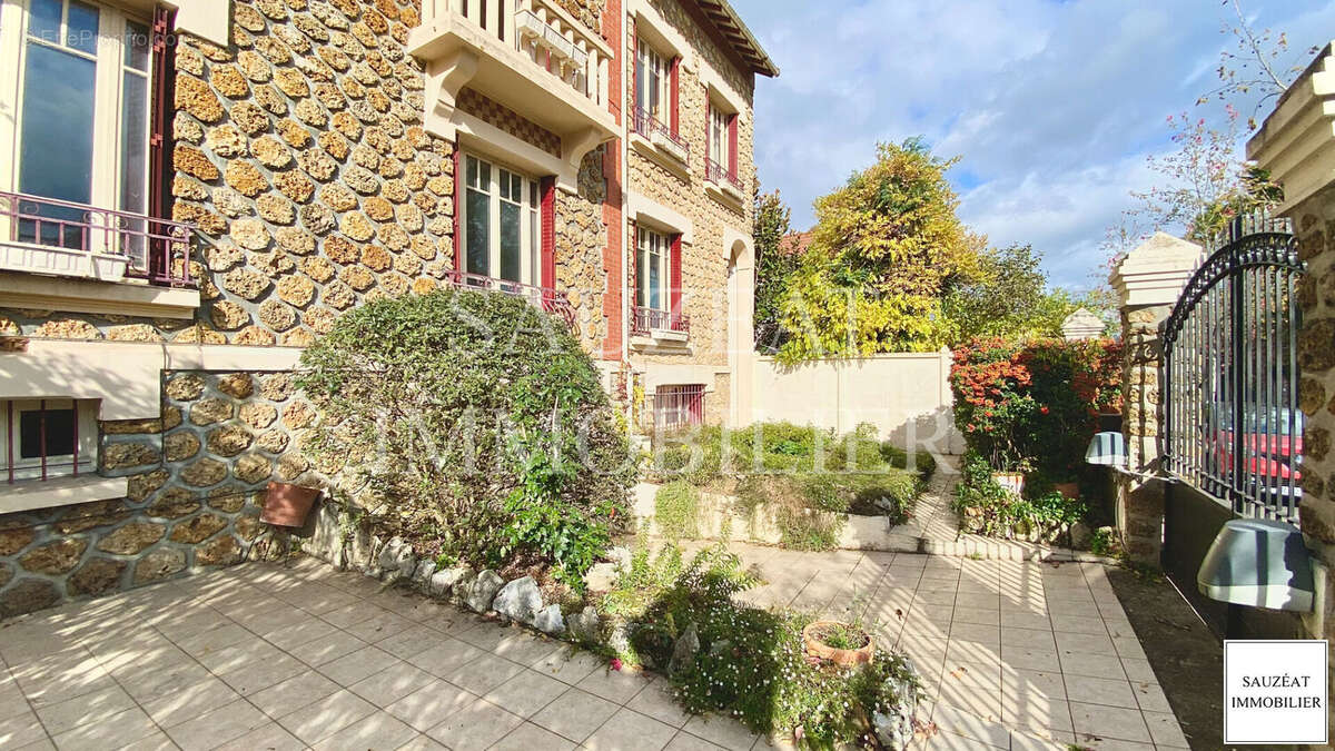 Maison à MONTGERON