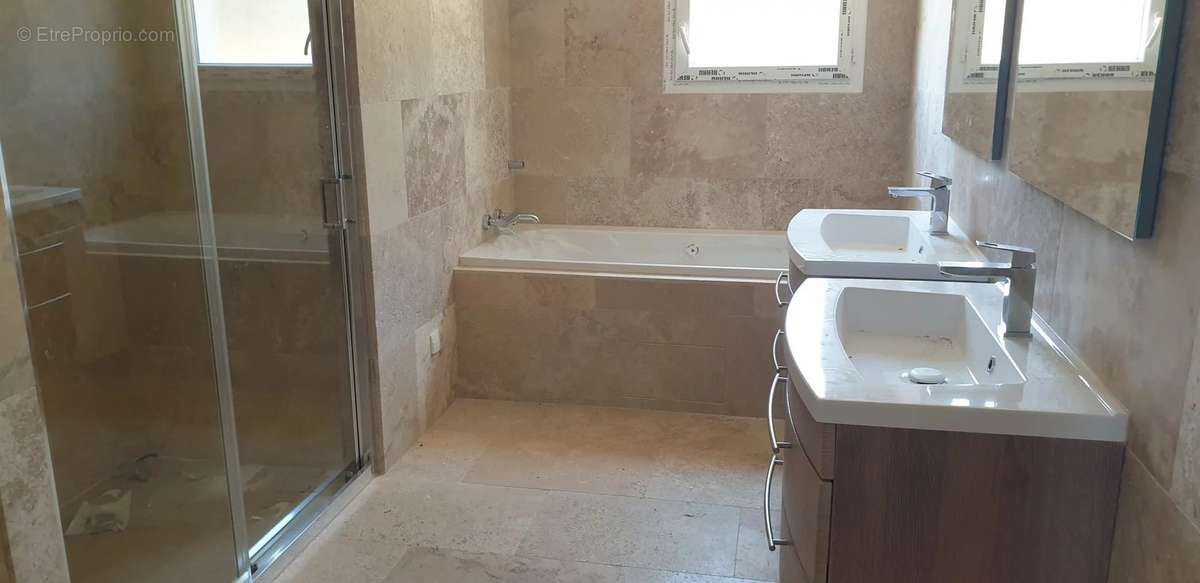 Maison à PRUNELLI-DI-FIUMORBO