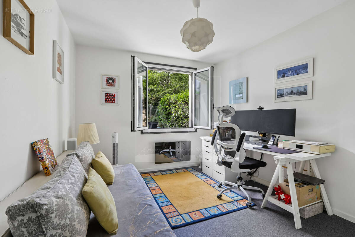 Maison 6 pièces avec jardin, sous-sol total et stationnements - photo 5