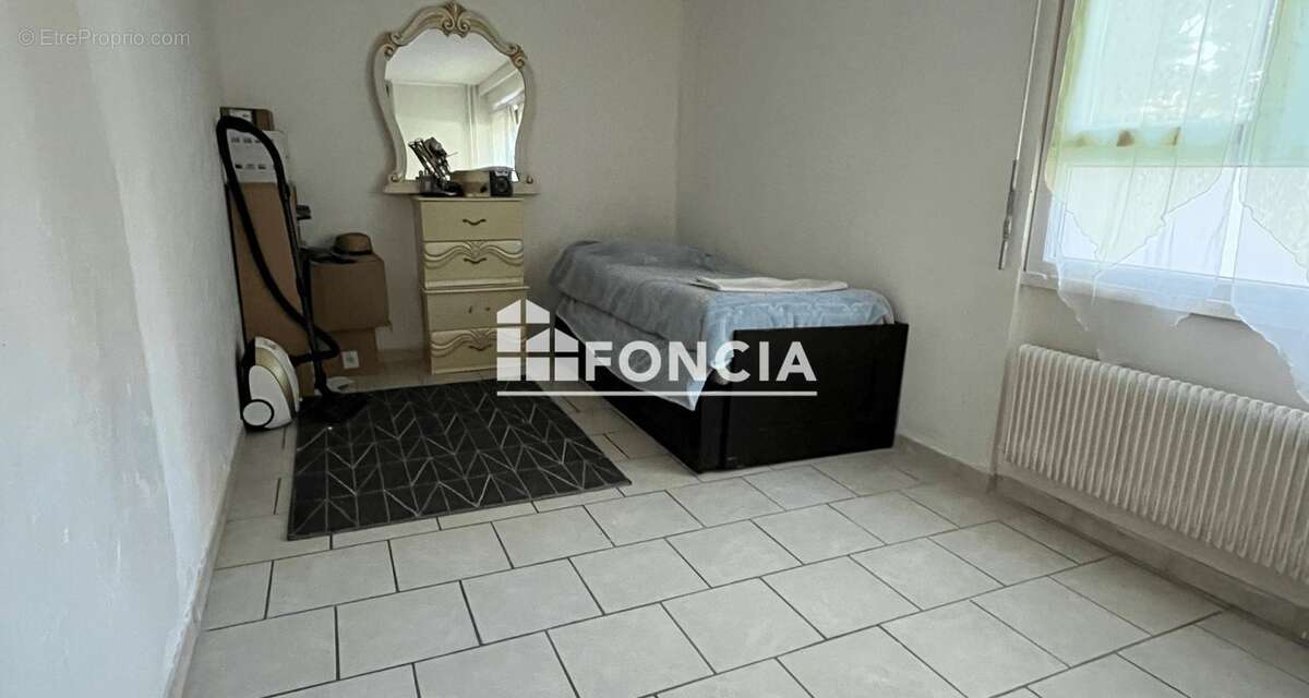 Appartement à SURVILLIERS