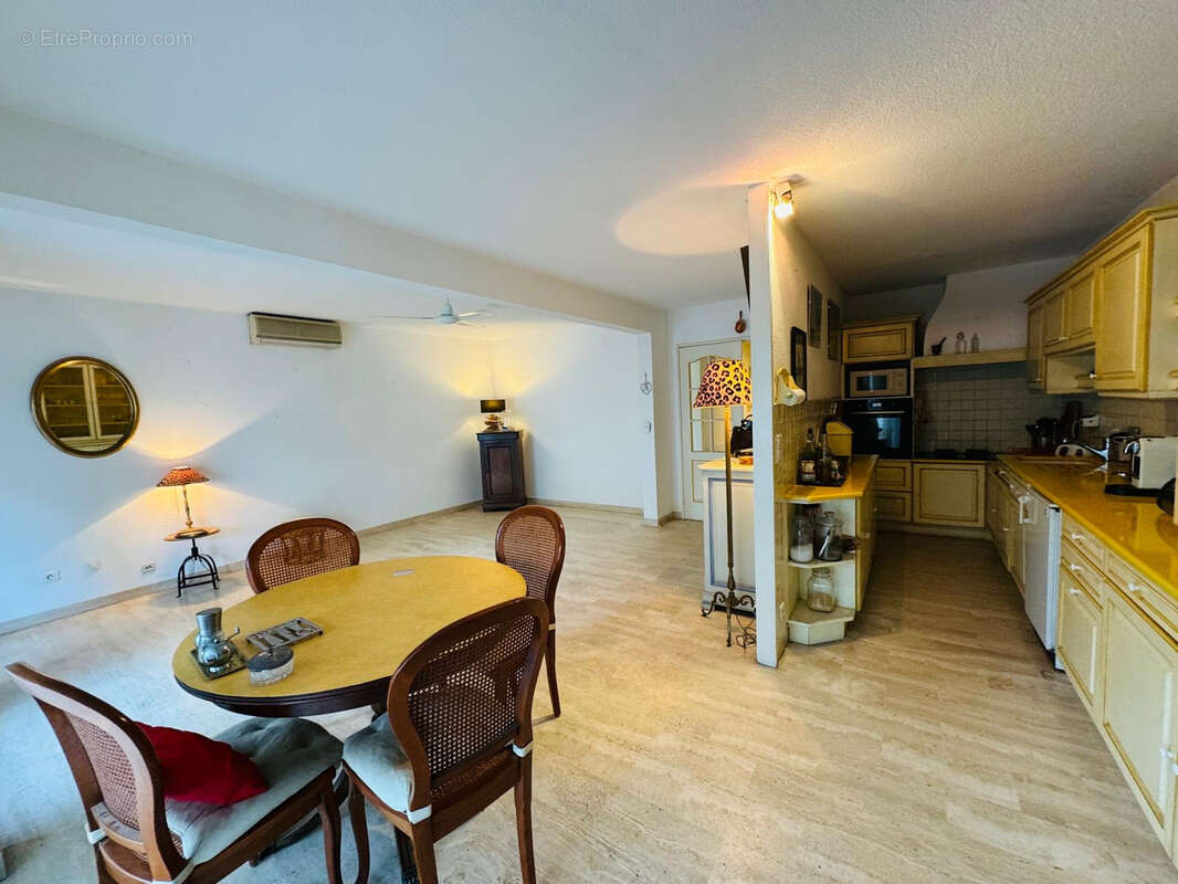 Appartement à CAVALAIRE-SUR-MER