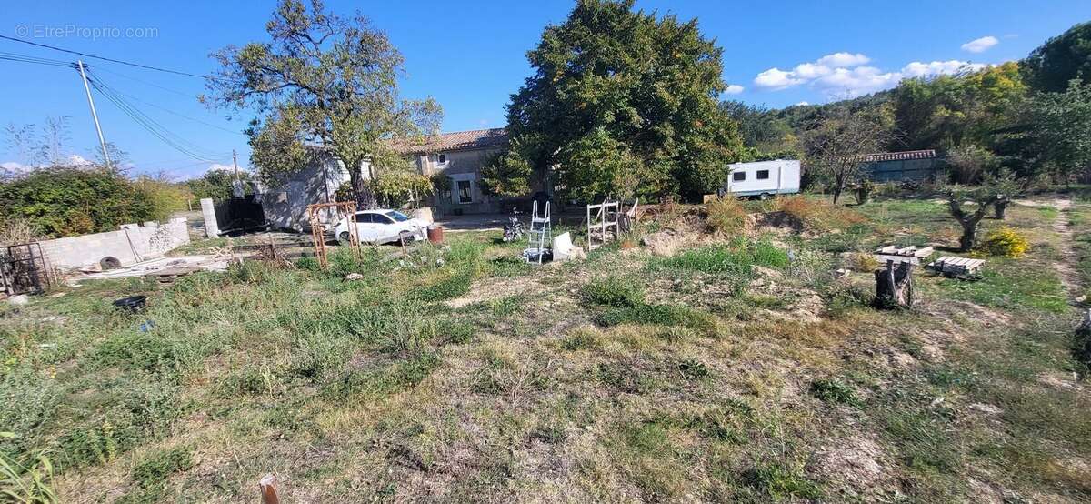 Maison à COUFFOULENS