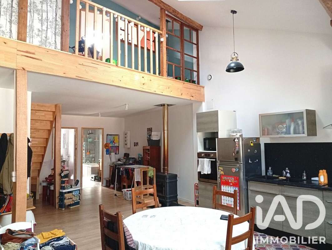 Appartement 162 m² à Tarascon-Sur-Ariege  - photo 7