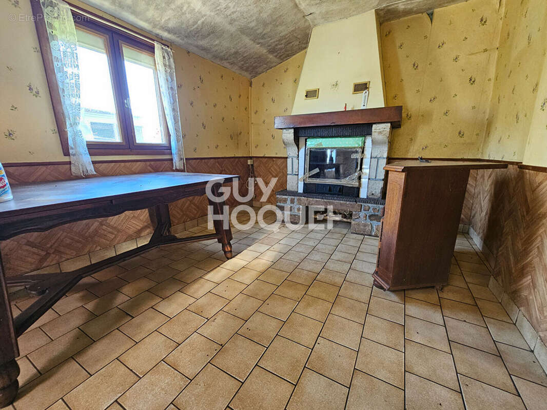 Maison à PICAUVILLE