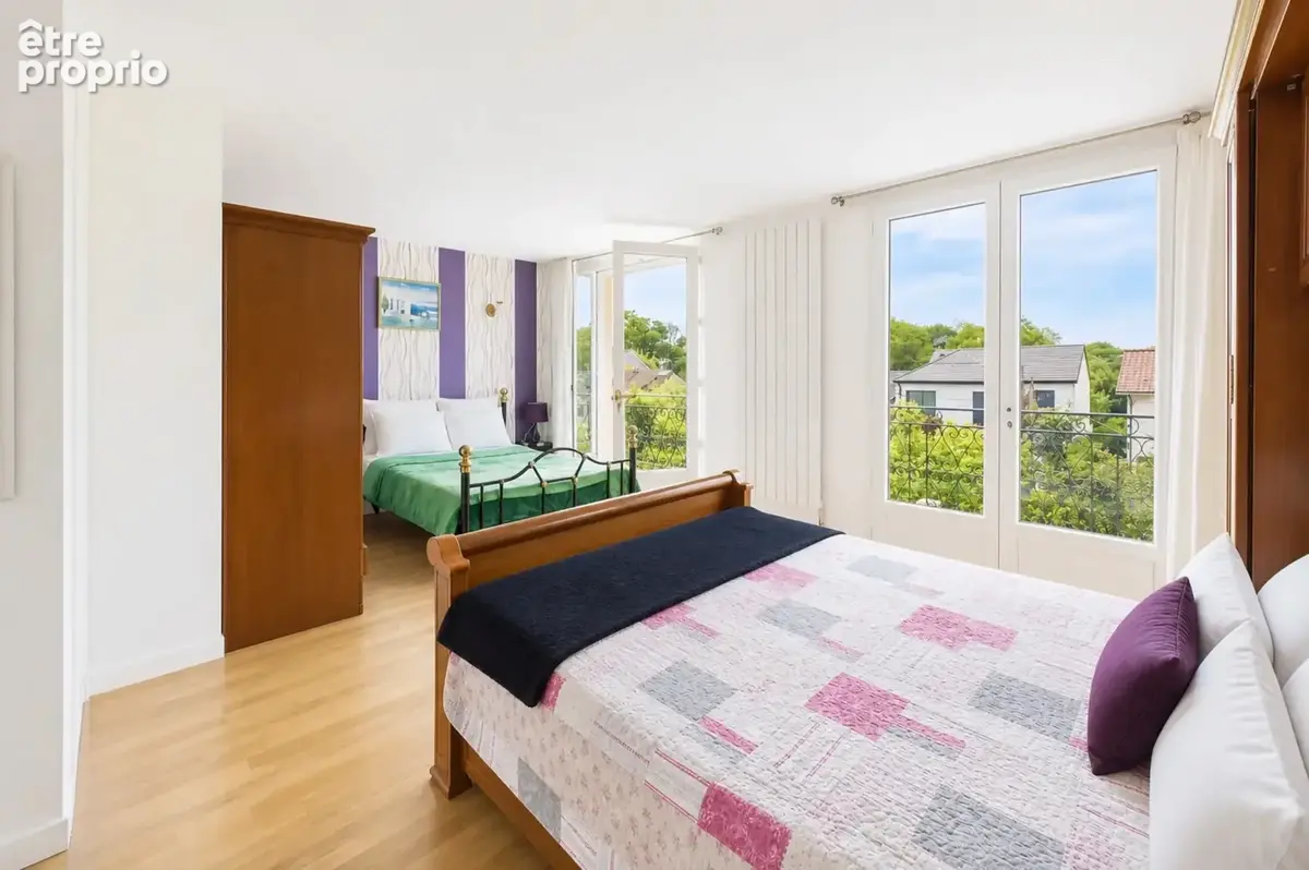 Maison à vendre 10 pièces avec piscine a MONTFERMEIL (93) - photo 8