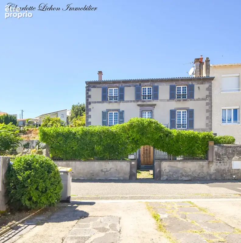 Photo Maison à Chateaugay au prix de 494 000€