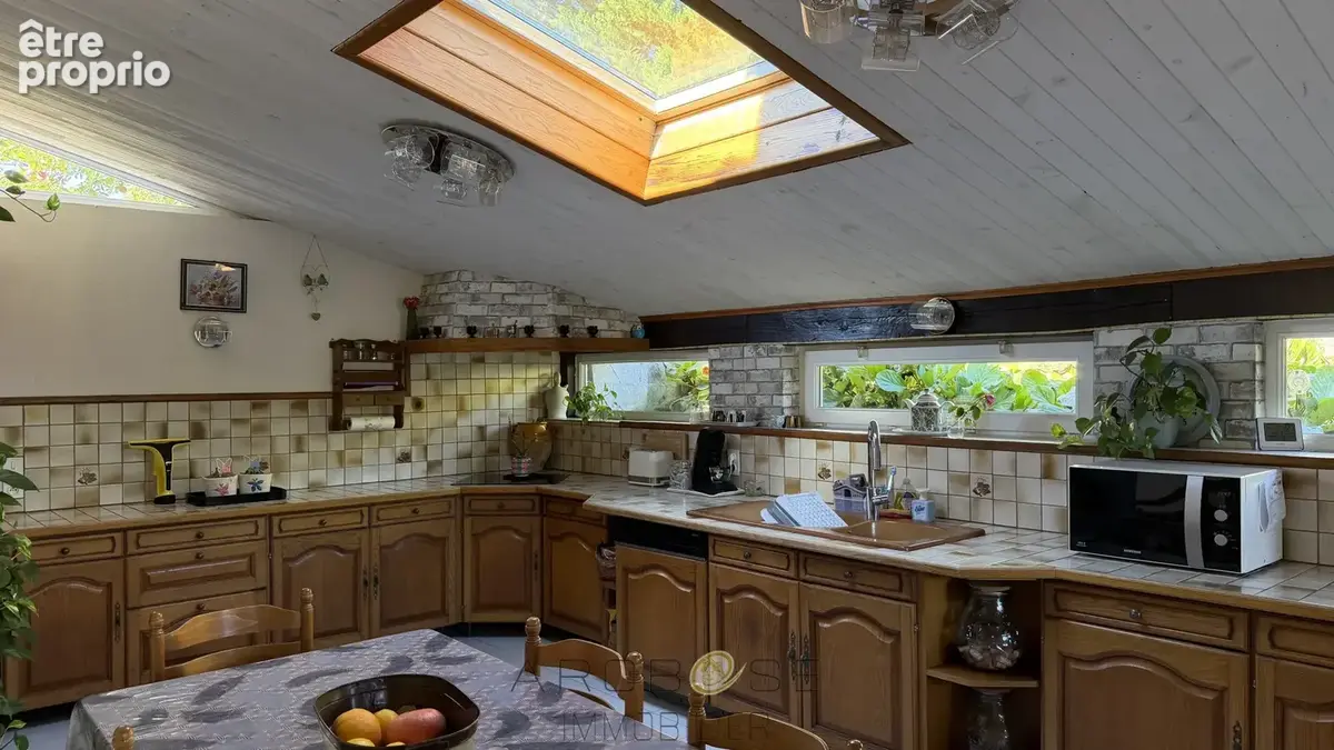 Maison de plain-pied avec piscine et environ 2 hectares - photo 9