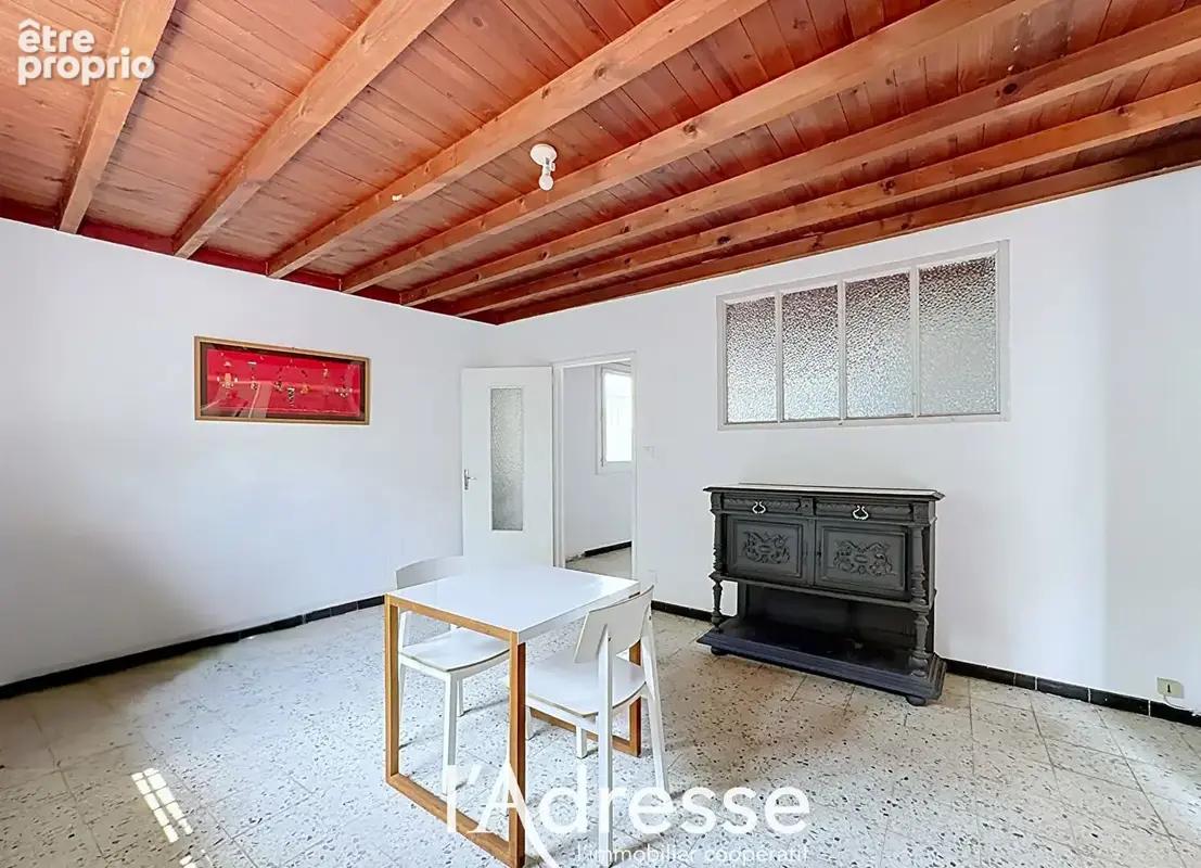 Exclusivité l'Adresse Immobilier - THIL - Maison coeur de village T3 -70 m2 Plain pied + parcelle de 322 m2 + beau garage - photo 2