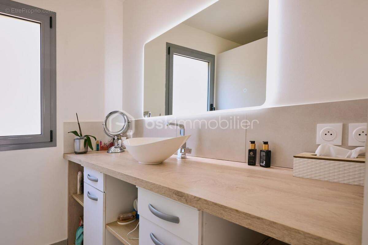 Appartement à LA VALETTE-DU-VAR