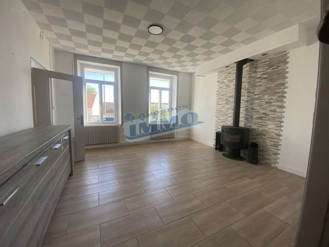 Maison en pierres blanches rénovée Secteur d'Agnez - photo 2