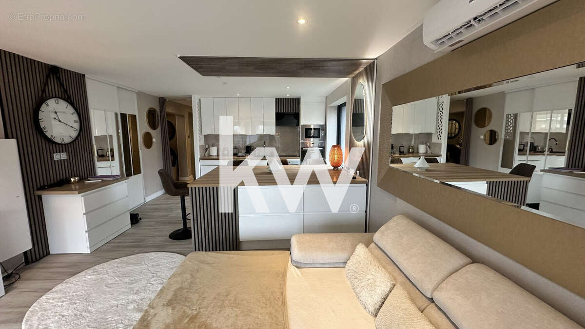 Appartement à SAINT-ETIENNE