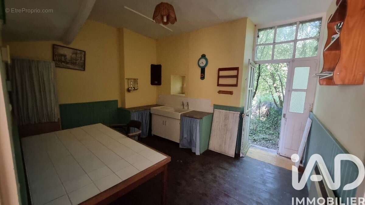 Photo 3 - Maison à SAINT-BERTHEVIN-LA-TANNIERE