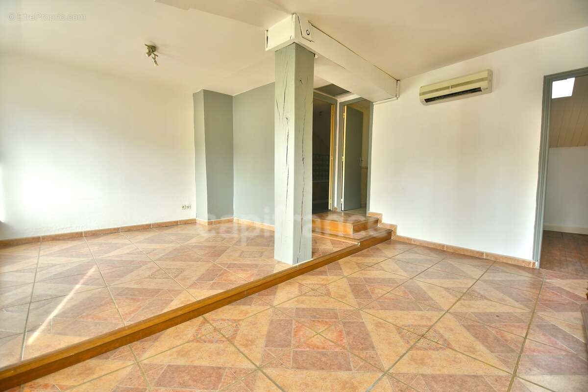 Maison à vendre 3 pièces JOIGNY (89) - photo 2