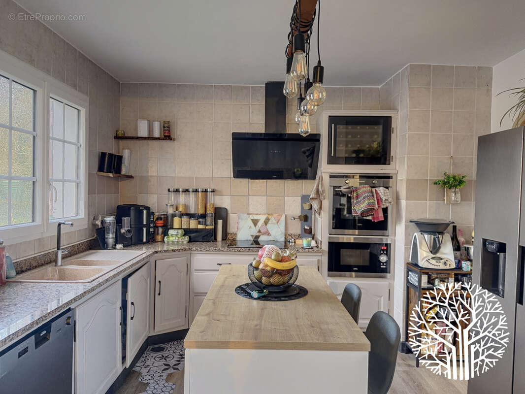 Maison à NOISY-SUR-ECOLE