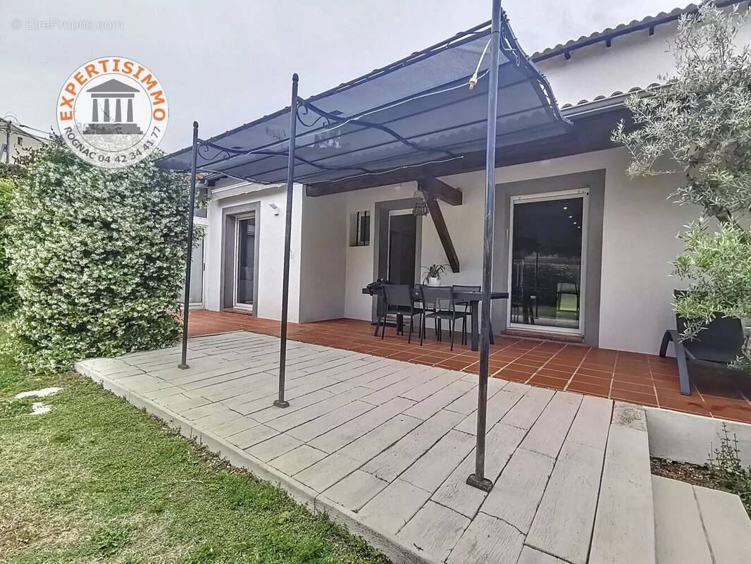 Maison à ROGNAC